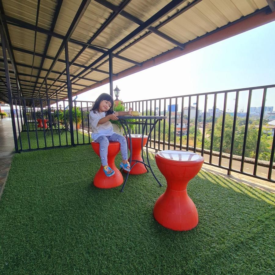 Le' Luxe Residence Udon Thani Dış mekan fotoğraf